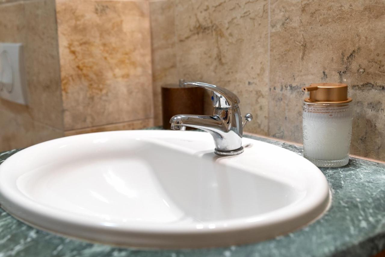 Artemisia Luxury Apartments Azraq Budapeszt Zewnętrze zdjęcie